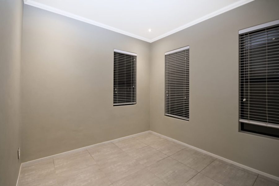 To Let 2 Bedroom Property for Rent in Sitari Country Estate Western Cape